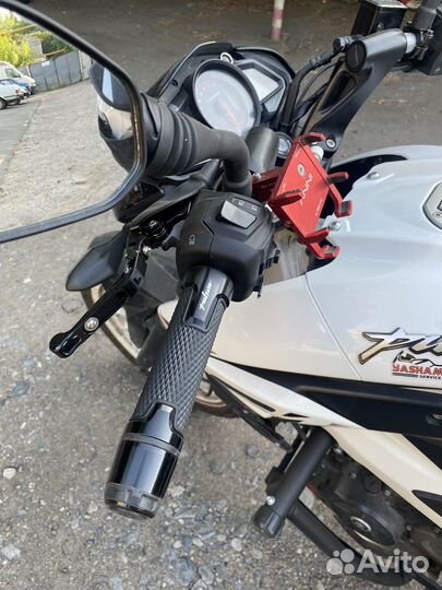 Мотоцикл Bajaj pulsar