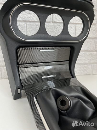 Консоль mitsubishi lancer x (левый руль)