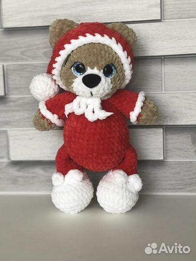Мишка вязанный из плюшевой пряжи