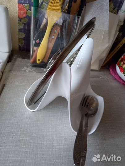 Подставка для крышки