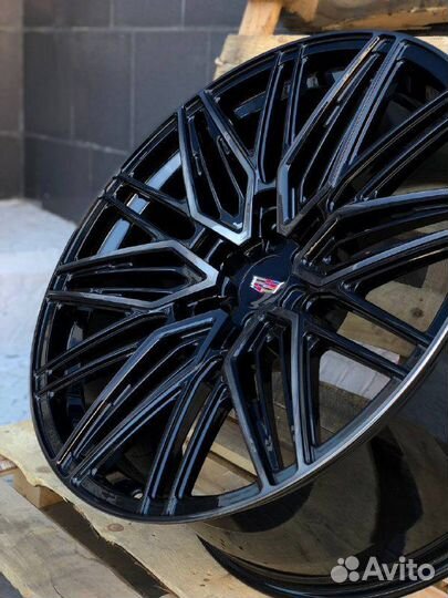 Кованые диски R22 на Escalade Tahoe Dodge Ram TRX