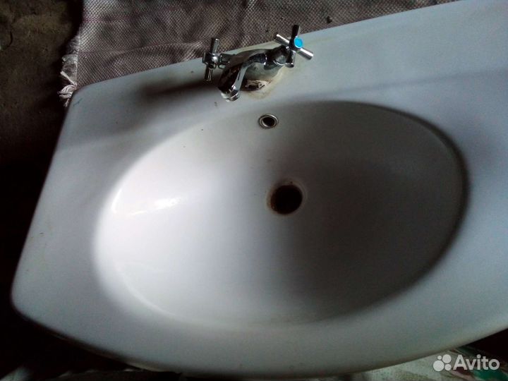 Раковина для ванной бу