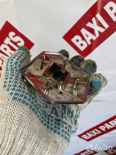 Эмблемма Крышки Багажника Renault Kaptur