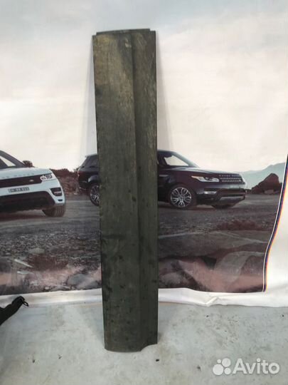 Молдинг двери передний левый Land Rover Discovery