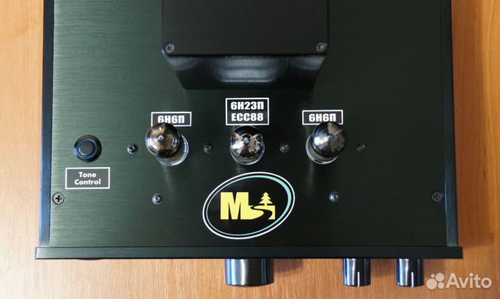 Усилитель ламповый для наушников с темброблоком