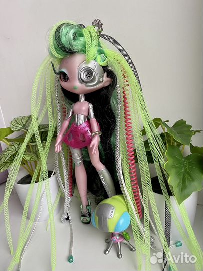 Кукла нови старс Novi Stars