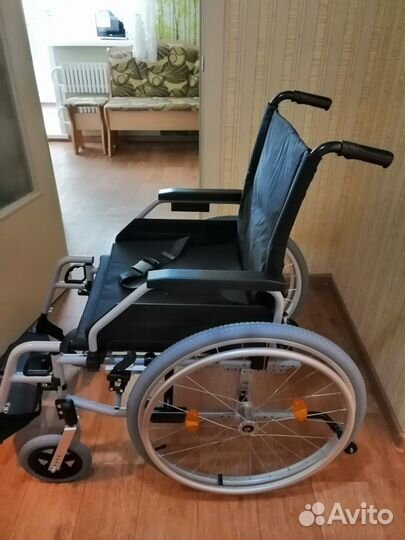 Инвалидная кресло-коляска Ortonica base195