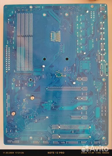 Материнская плата