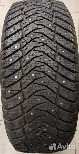 Yokohama IceGuard Stud IG65 275/50 R21 113T