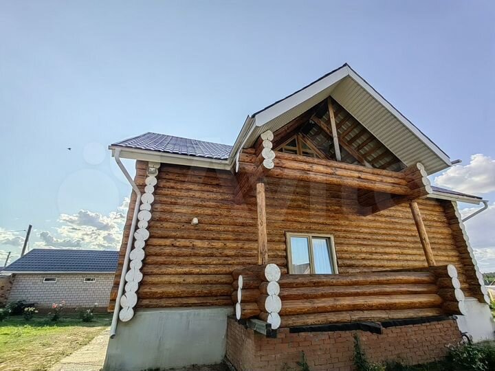 Дом 190 м² на участке 15,6 сот.