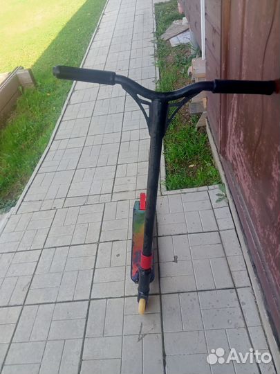 Трюковой самокат