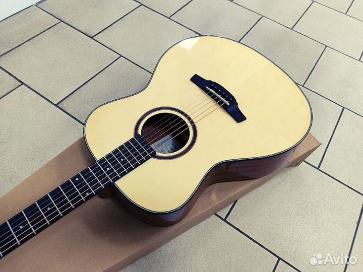 Акустическая гитара новая Crafter