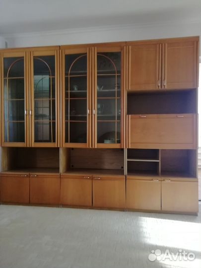 Стенка в гостиную со шкафом под тв бу