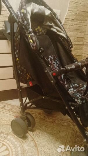 Продам прогулочную коляску