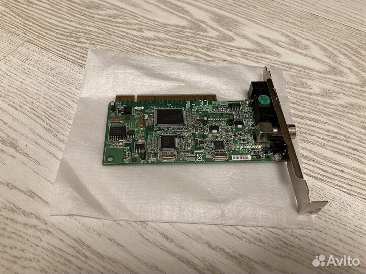 Тв тюнер AverMedia PCI