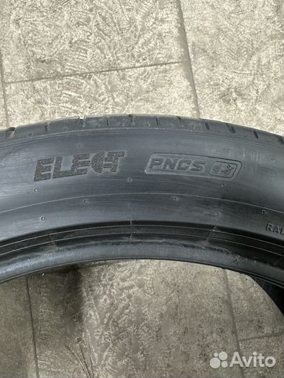 Pirelli P Zero PZ4 265/45 R21 108V
