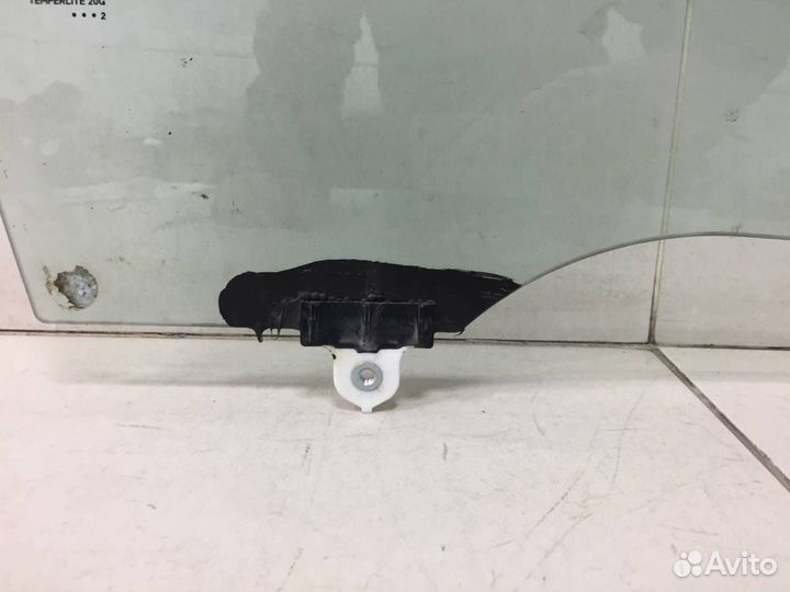 Стекло двери передней правой Mitsubishi Outlander