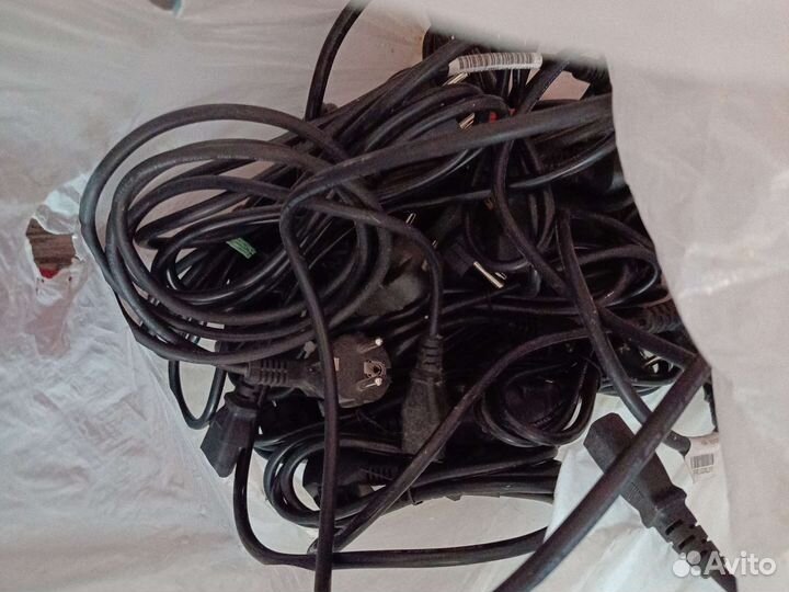 Кабель питания для компьютера