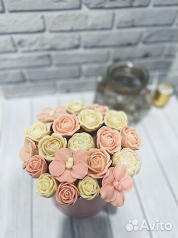 Цветы из шоколада в коробочках