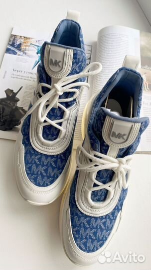 Кроссовки Michael Kors Olympia
