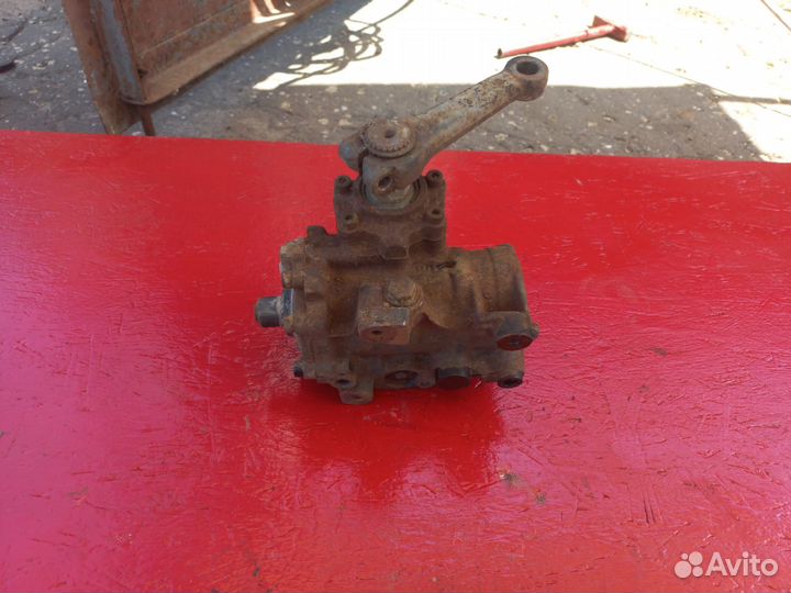 Рулевой редуктор Mercedes-Benz W202