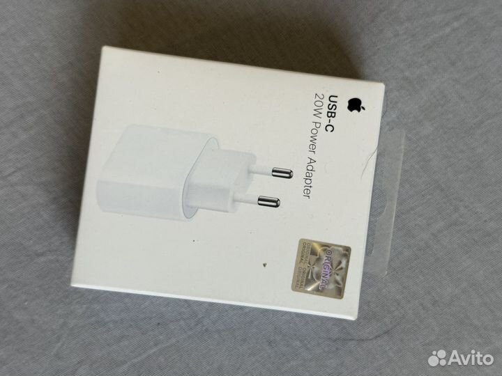 iPhone 15 Pro, 256 ГБ