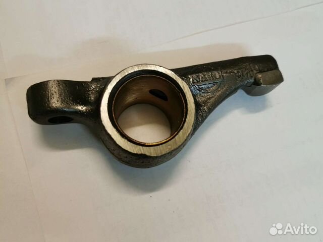 Коромысло впускного клапана Икарус