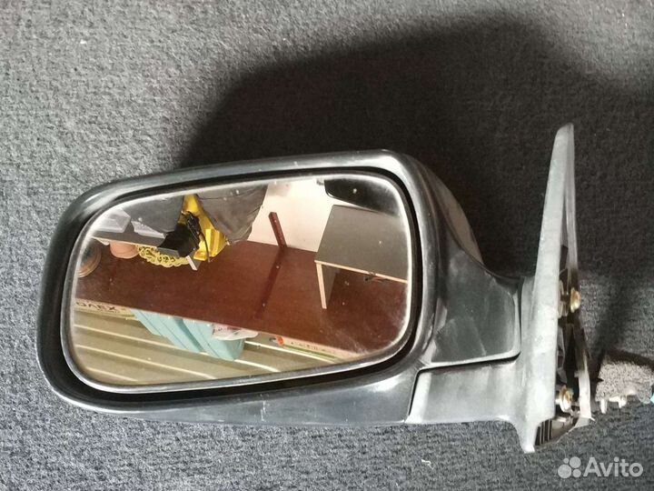Зеркало левое Subaru Forester SG5