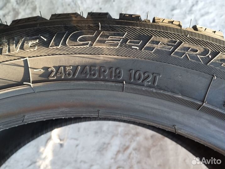 Toyo Observe Ice-Freezer 245/45 R19