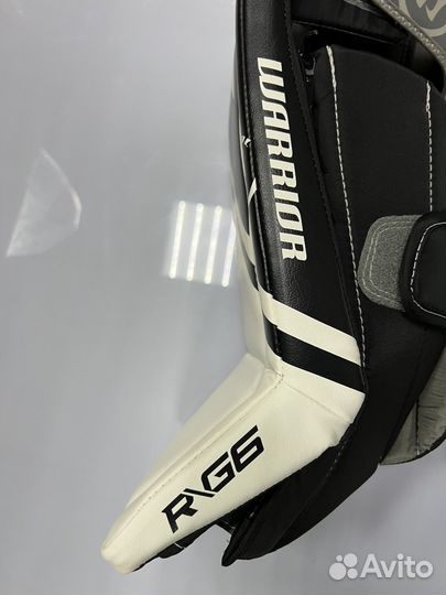 Щитки вратаря Warrior G6 E+ YTH p.24+0,5