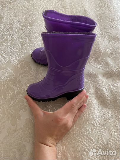 Резиновые сапожки для девочки