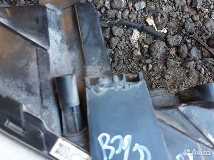 Фара правая Chrysler Grand Voyager