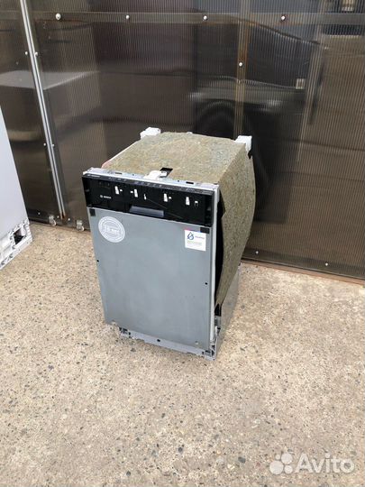 Встраиваемая посудомоечная машина Bosch на 10 комп