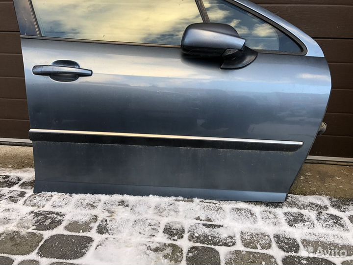 Дверь передняя правая Peugeot 407 SW