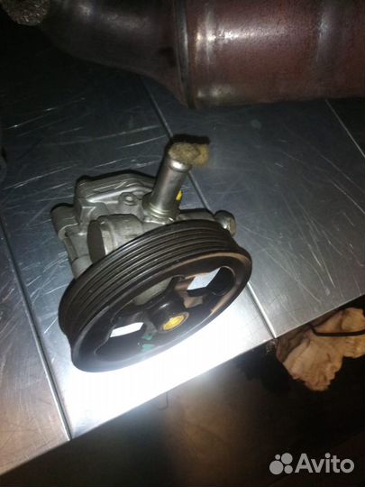 Насос гур Mitsubishi Lancer 4B10 4B11