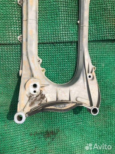 Балка подвески перед. Lexus GS, Is, Gs350, GS450H