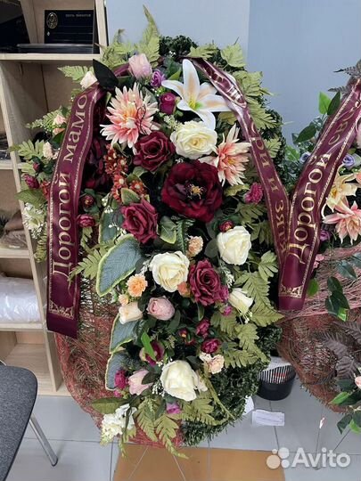 Ритуальные Венки,Венки из живых цветов