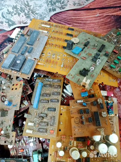 Платы с радиодеталями СССР