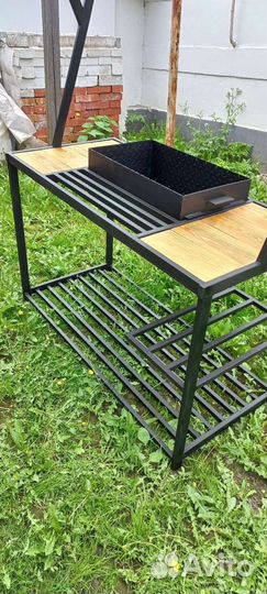 Мангал с крышей