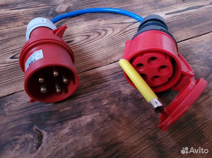 Переходник для зарядного устройства электромобиля