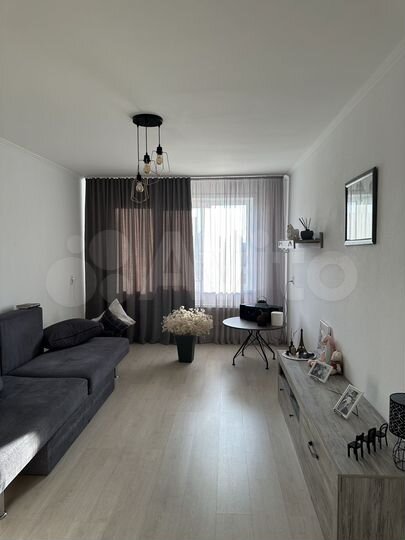 2-к. квартира, 52 м², 2/5 эт.