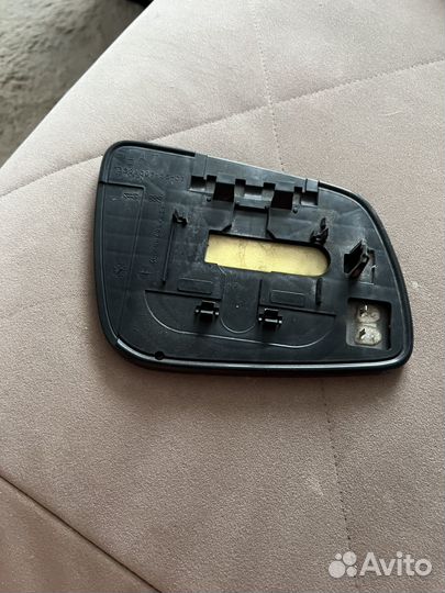 Продам зеркальный элемент