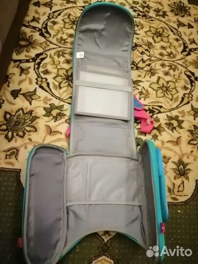 Школьный рюкзак