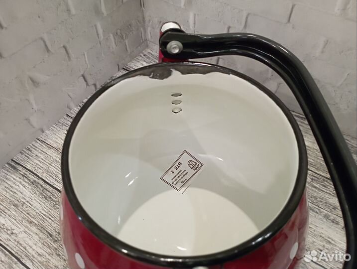 Чайник эмалированный новый