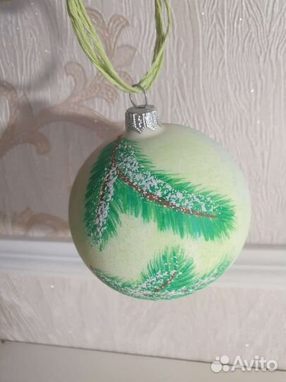 Шар ёлочный ручной работы