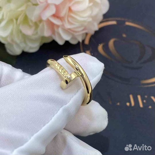 Кольцо Cartier Juste un Clou, желтое золото