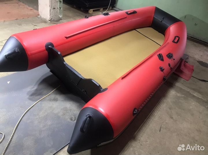 Ева коврик в лодку