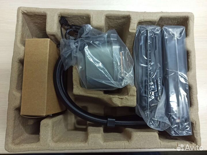 Жидкостная система охлаждения Deepcool LS320