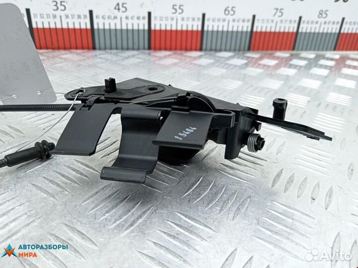 Ручка открывания капота Ford Fiesta 5 2004 1515856