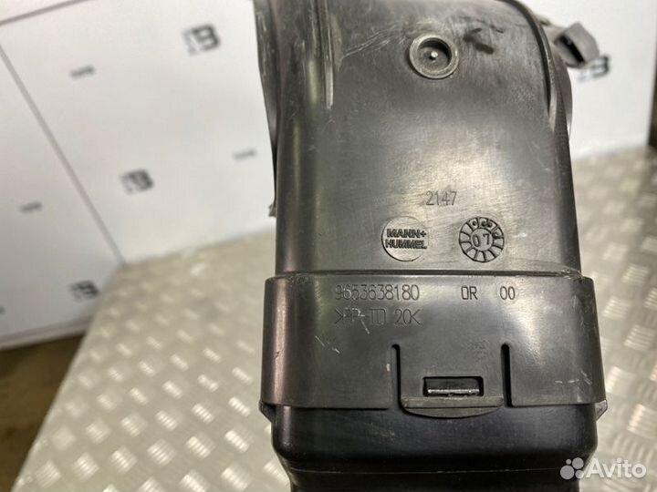 Патрубок воздушного фильтра Peugeot 307 2007